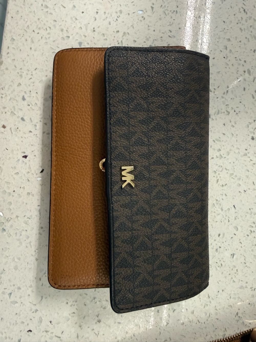 Michael Kors Signature Continental Wallet